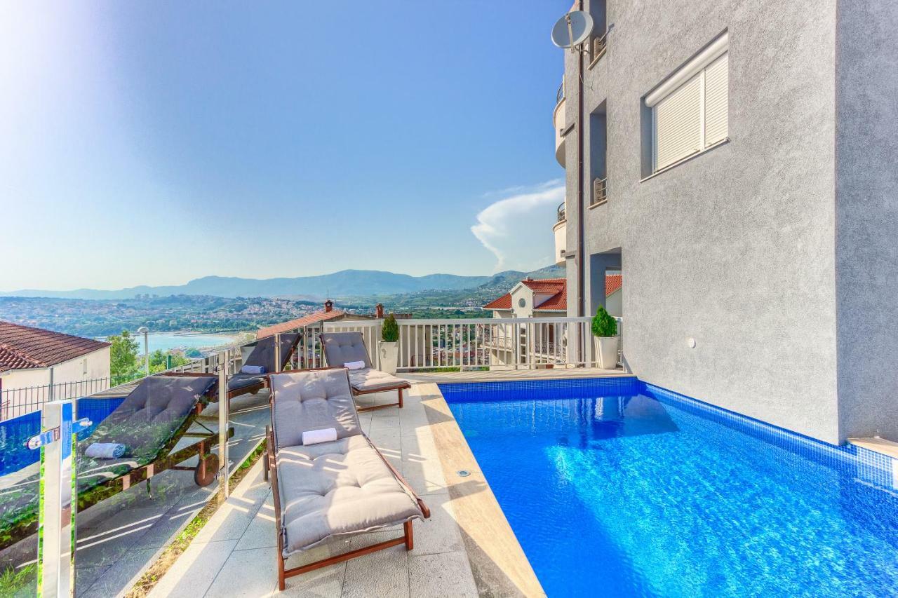 Apartments Pepa Podstrana Luaran gambar